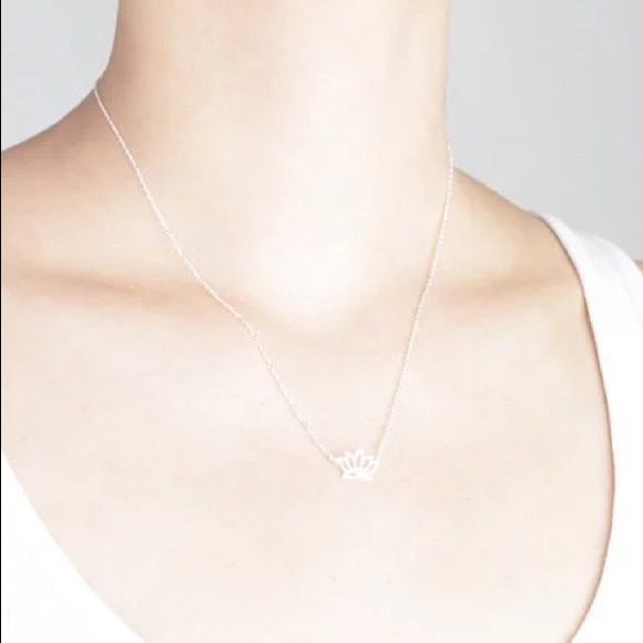 Lotus Set. SALE, NO OFFERS ❗️ - Picture 6 of 7